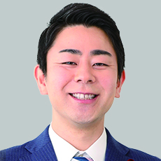 鈴木　晃地　議員